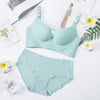 Image of 2019 High-end Brand Romantic Temptation Bra Set Women Striped Underwear Set Hot Sale Push Up Seamless Lingerie Female Sets 90C